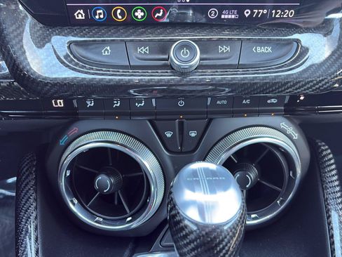 Used 2020 Chevrolet Camaro SS RWD image 18