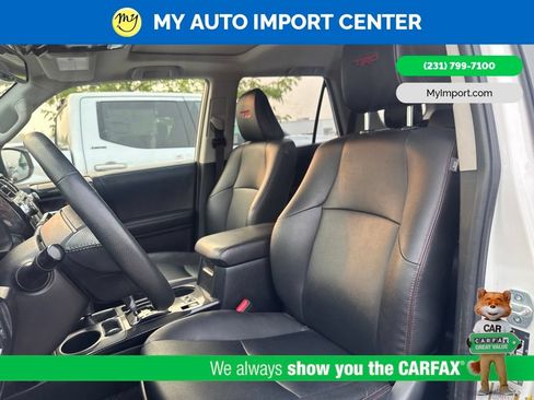 Used 2019 Toyota 4Runner TRD Off-Road Premium AWD/4WD image 7