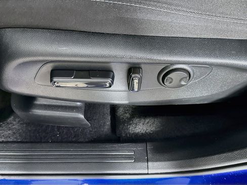 Used 2023 Honda CR-V EX image 22