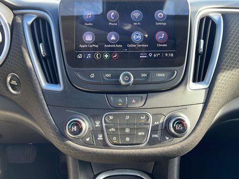 Used 2024 Chevrolet Malibu LT image 9