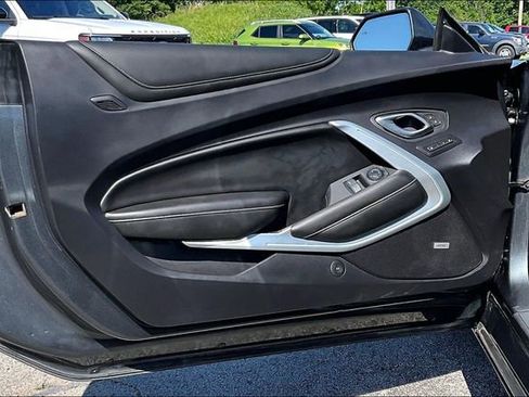 Used 2016 Chevrolet Camaro SS RWD image 19