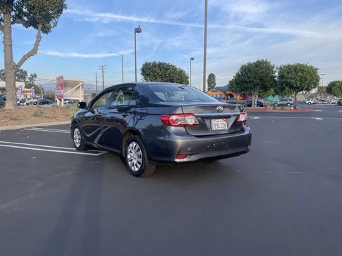 Used 2013 Toyota Corolla LE image 7