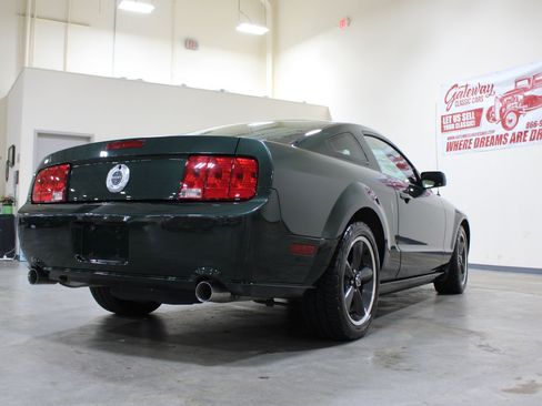 Used 2008 Ford Mustang GT RWD image 34