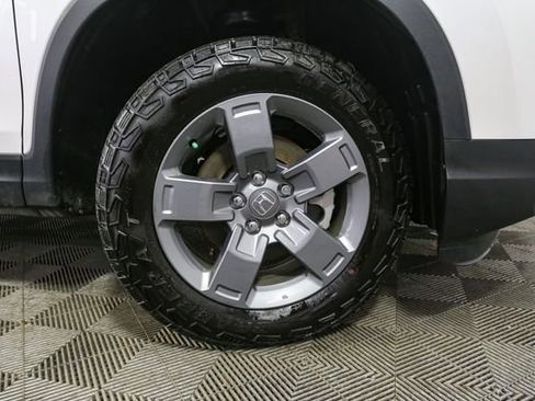 Used 2025 Honda Ridgeline TrailSport image 13