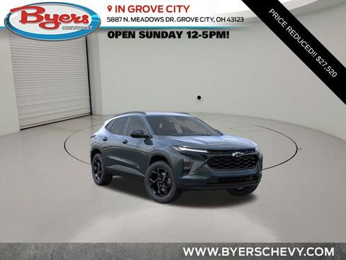 New 2026 Chevrolet Trax LT FWD image 1
