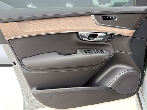 New 2026 Volvo XC90 B5 Plus AWD/4WD image 19