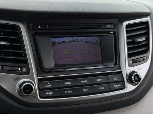 Used 2016 Hyundai Tucson Sport FWD image 19