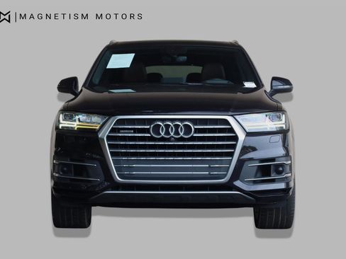 Used 2018 Audi Q7 3.0T Prestige w/ Prestige Package AWD/4WD image 5