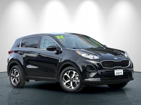 Certified 2022 Kia Sportage LX image 2
