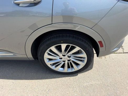 New 2026 Buick Envision Avenir image 7