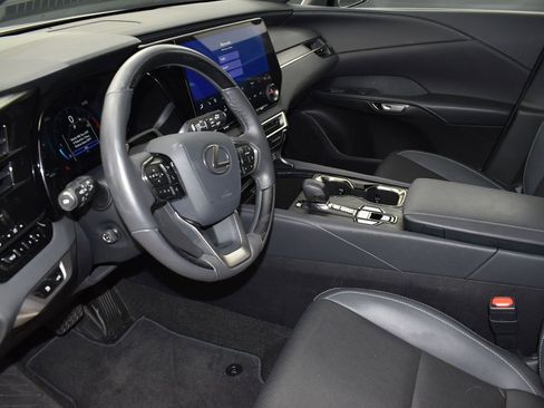 Certified 2025 Lexus RX 350 Premium image 12