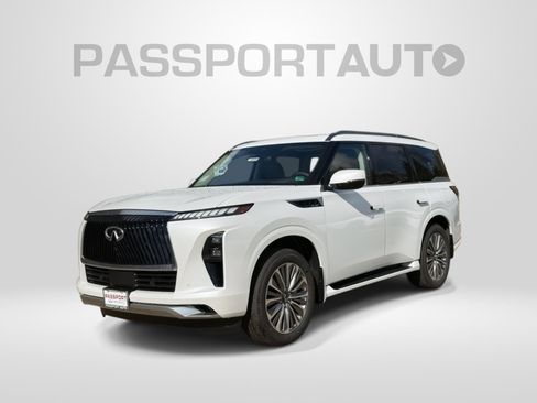 New 2026 INFINITI QX80 Luxe image 1