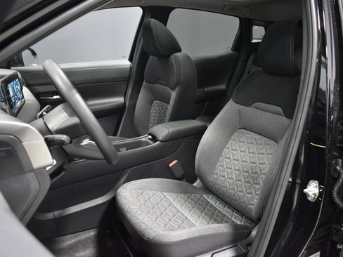 New 2026 Nissan Kicks SV w/ SV Premium Package image 5