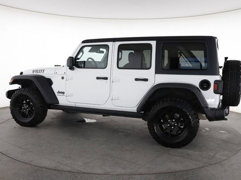 Used 2025 Jeep Wrangler Unlimited Sport AWD/4WD image 8