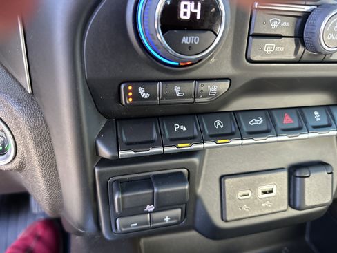 Certified 2021 Chevrolet Silverado 1500 LTZ image 28