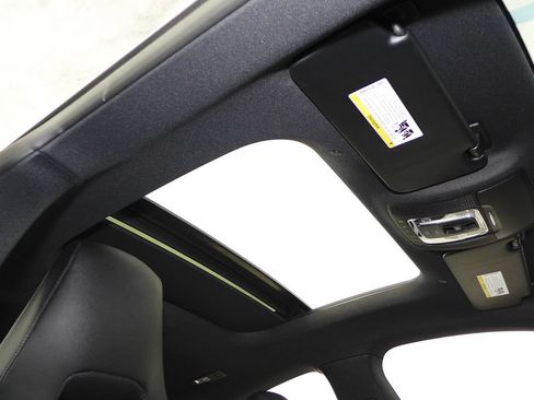 Used 2020 Mercedes-Benz CLA 250 image 18