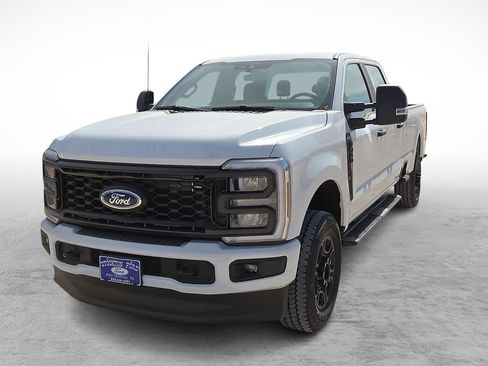 New 2026 Ford F350 XL w/ STX Appearance Package AWD/4WD image 4