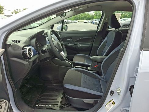New 2025 Nissan Versa SV w/ Trunk Package image 7