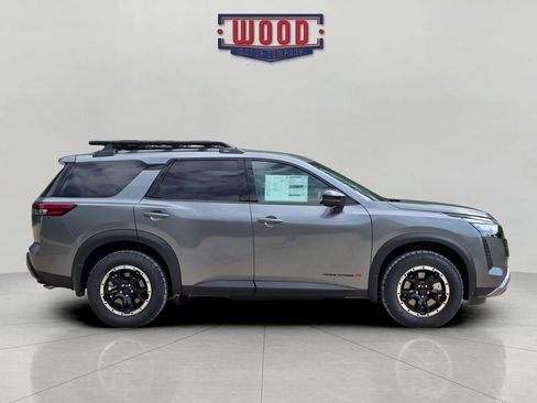 New 2026 Nissan Pathfinder Rock Creek AWD/4WD image 2