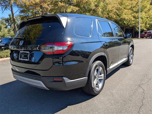 New 2025 Honda Pilot EX-L image 6