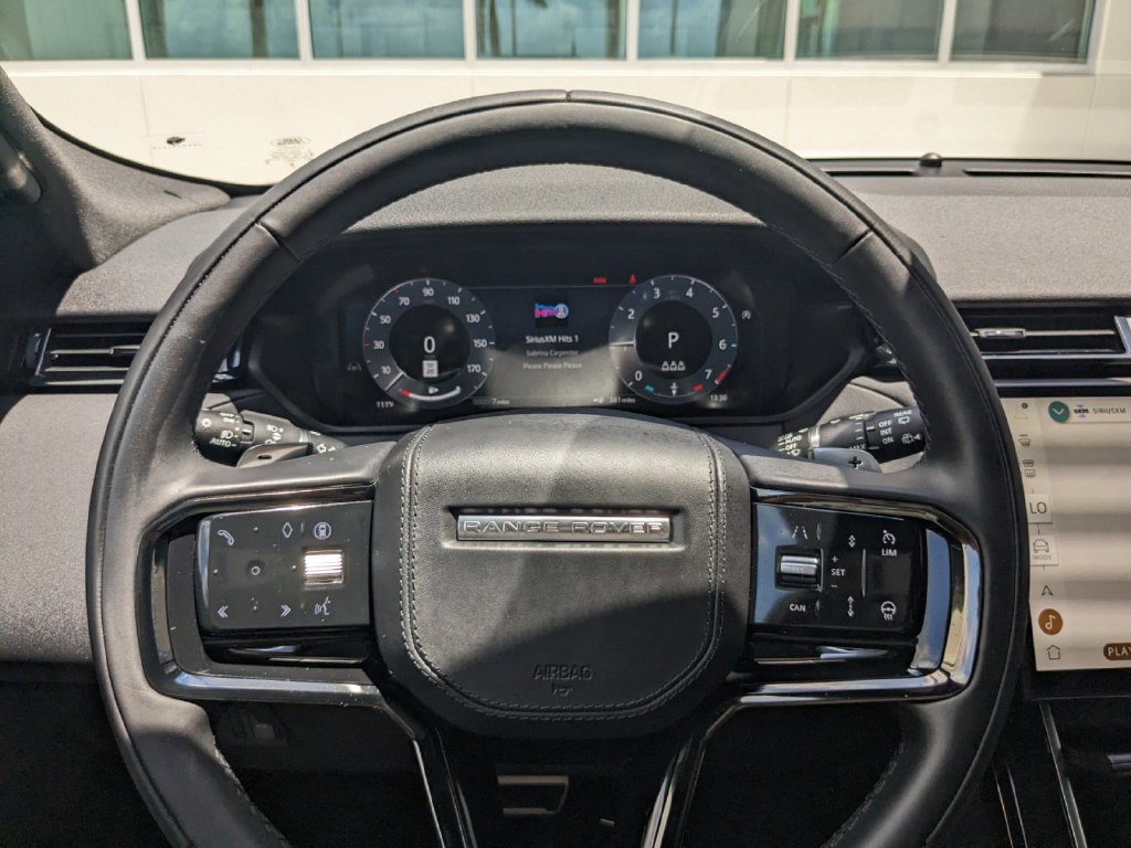 New 2025 Land Rover Range Rover Velar Dynamic SE AWD/4WD image 23