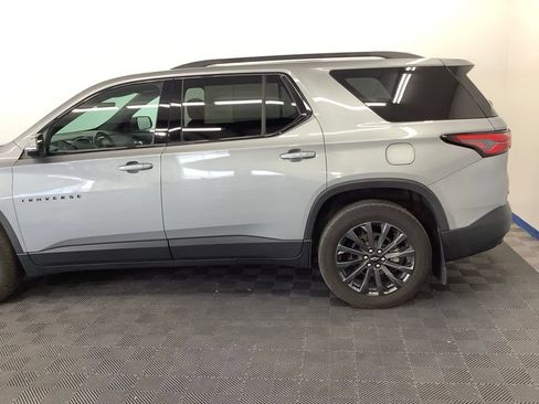 Used 2023 Chevrolet Traverse RS AWD/4WD image 5