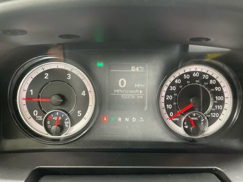 Used 2017 RAM 3500 Tradesman w/ Chrome Appearance Group AWD/4WD image 16