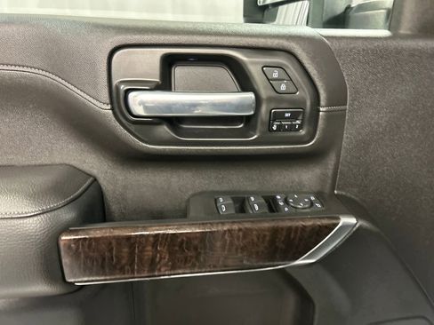 Used 2020 GMC Sierra 2500 Denali w/ Denali Ultimate Package image 14