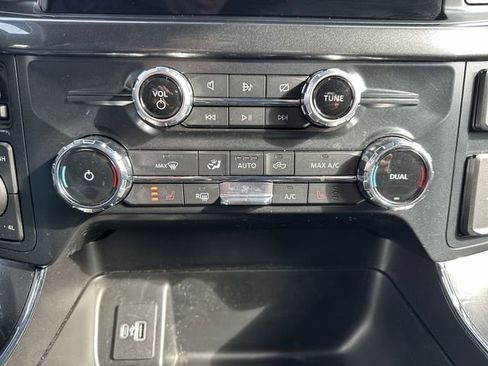 Used 2022 Ford F150 XLT w/ Equipment Group 302A High image 18