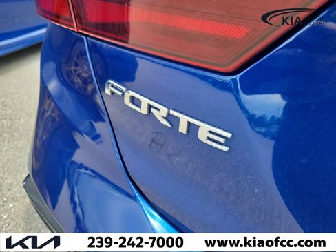 Used 2021 Kia Forte LXS FWD image 10