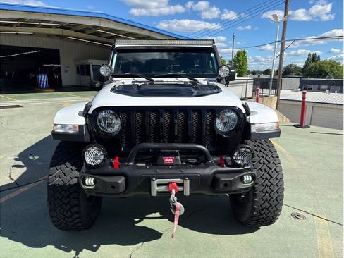Used 2019 Jeep Wrangler Unlimited Rubicon image 3
