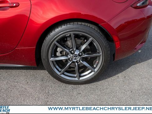 Used 2019 MAZDA MX-5 Miata RF Grand Touring image 12