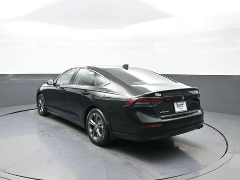 Certified 2023 Honda Accord EX image 8