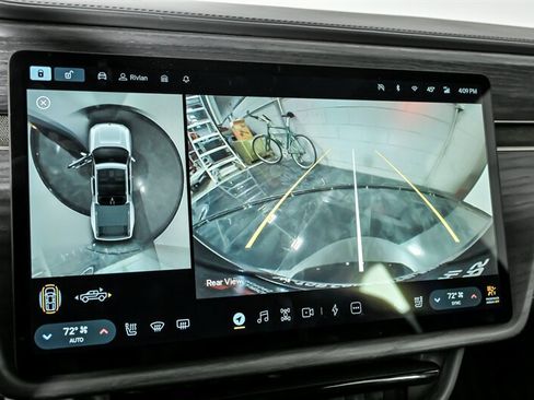 Used 2022 Rivian R1T Adventure image 29