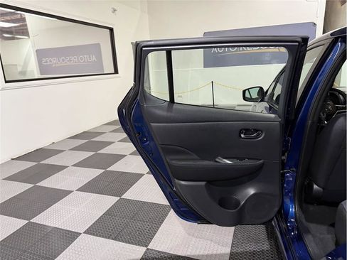 Used 2019 Nissan Leaf S w/ S Charge Package image 15