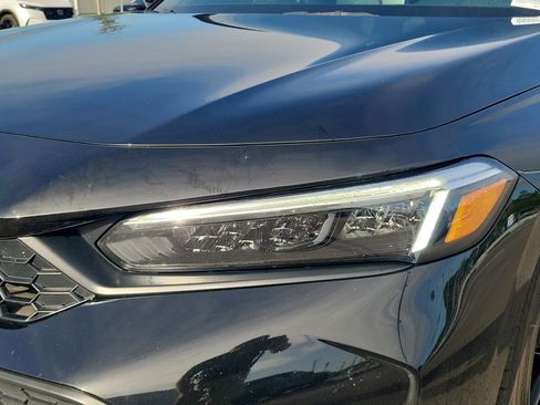 Used 2025 Honda Civic Sport image 10