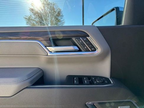 New 2026 GMC Sierra 1500 SLT w/ SLT Premium Plus Package AWD/4WD image 13