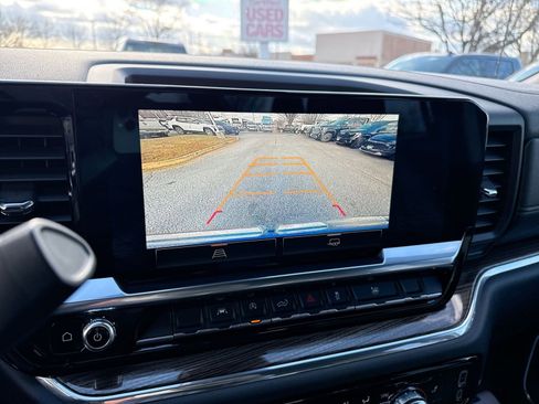 Used 2024 GMC Sierra 1500 Elevation image 19