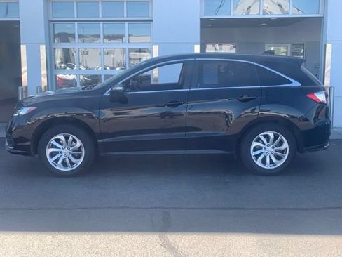 Used 2018 Acura RDX AWD w/ Technology Package image 3