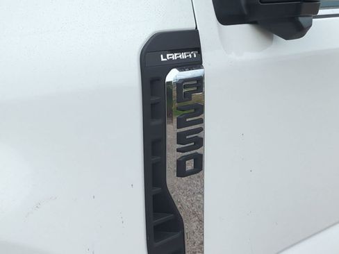 New 2026 Ford F250 Lariat w/ Lariat Premium Package AWD/4WD image 32