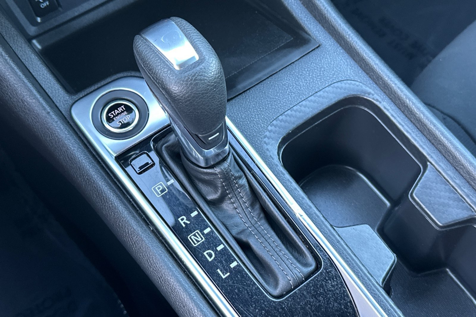 Used 2024 Nissan Sentra SV FWD image 19