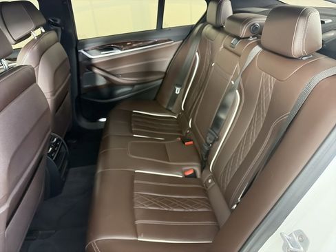 Used 2019 BMW 540i xDrive w/ M Sport Package image 13