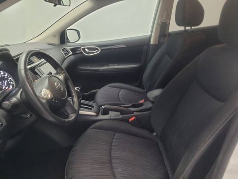 Used 2019 Nissan Sentra SV FWD image 17
