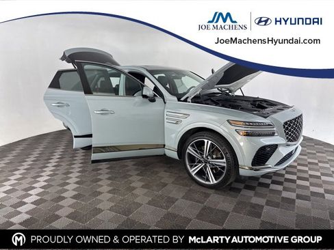 Used 2025 Genesis GV80 3.5T e-SC image 13