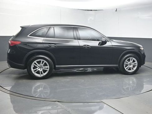 Used 2025 Mercedes-Benz GLC 300 image 8