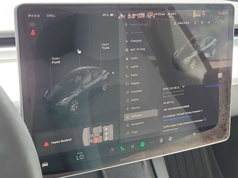 Used 2024 Tesla Model Y Long Range AWD/4WD image 29