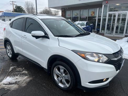 Used 2016 Honda HR-V EX-L image 4
