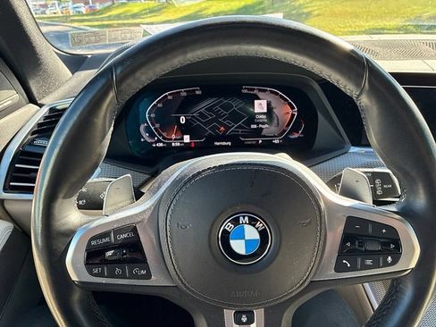 Used 2021 BMW X5 xDrive40i w/ M Sport Package AWD/4WD image 33