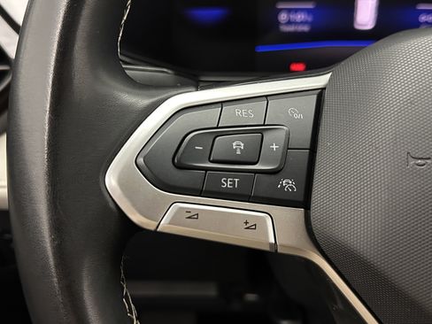 Used 2025 Volkswagen Taos S FWD image 21