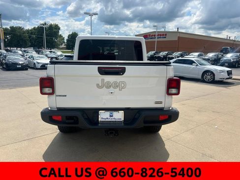Used 2021 Jeep Gladiator Overland AWD/4WD image 10